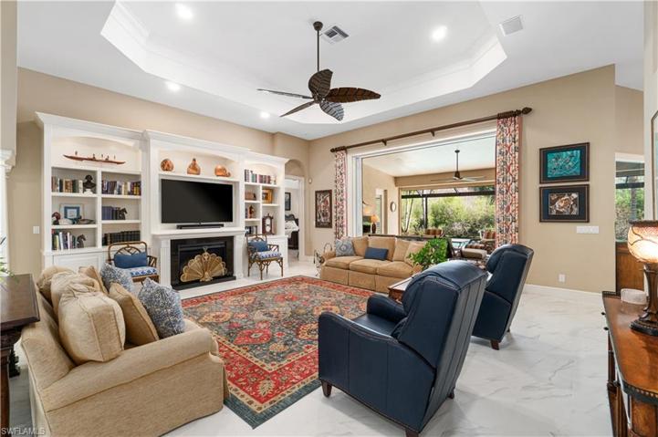 15286  Burnaby  DR, Naples, FL 34110