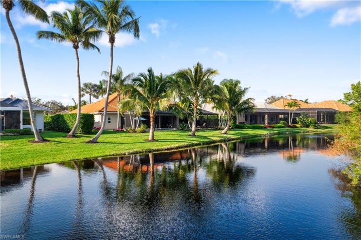 15286  Burnaby  DR, Naples, FL 34110