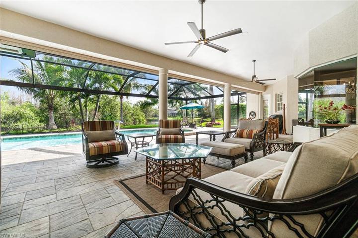 15286  Burnaby  DR, Naples, FL 34110