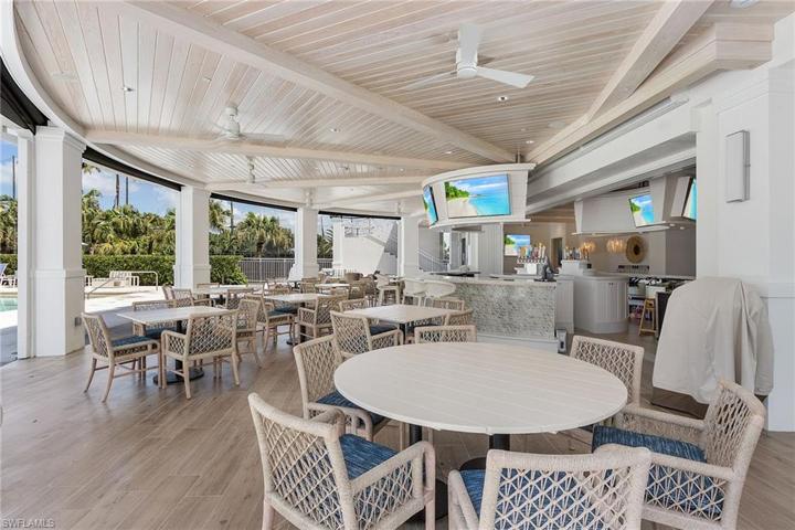 15286  Burnaby  DR, Naples, FL 34110