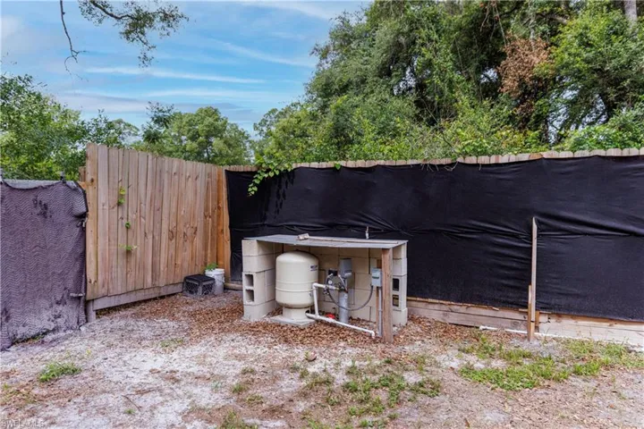 9113 Garetta Ave, Webster, Florida 33597