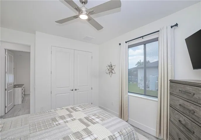 1244 Nw 37th Ave, Cape Coral, Florida 33993