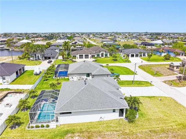 1244 Nw 37th Ave, Cape Coral, Florida 33993