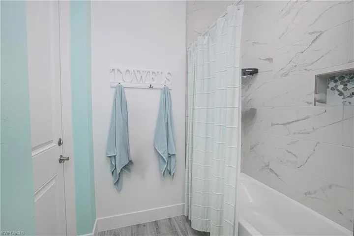 1244 Nw 37th Ave, Cape Coral, Florida 33993