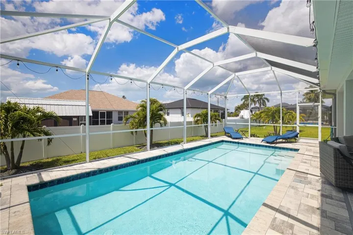 1244 Nw 37th Ave, Cape Coral, Florida 33993