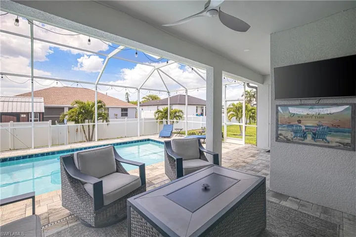 1244 Nw 37th Ave, Cape Coral, Florida 33993