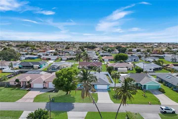3320 SW 6th  AVE, Cape Coral, FL 33914