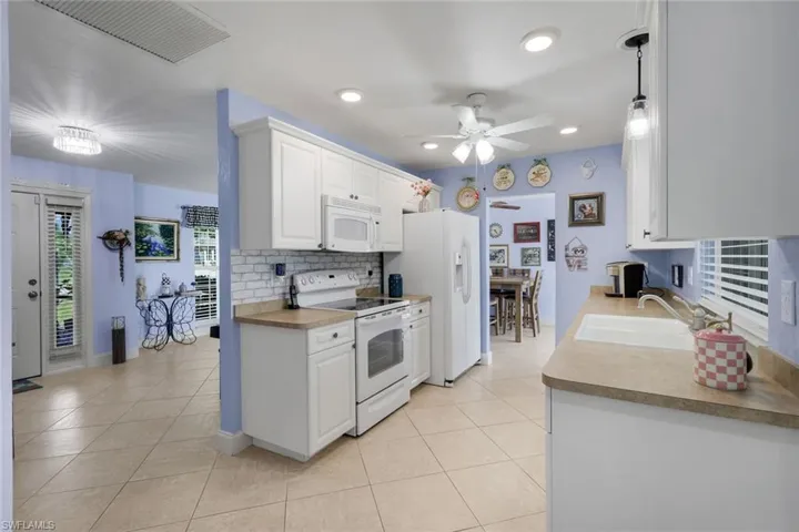 3320 SW 6th  AVE, Cape Coral, FL 33914