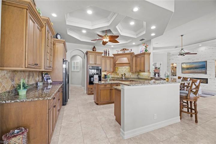 20296  Leopard  LN, Estero, FL 33928