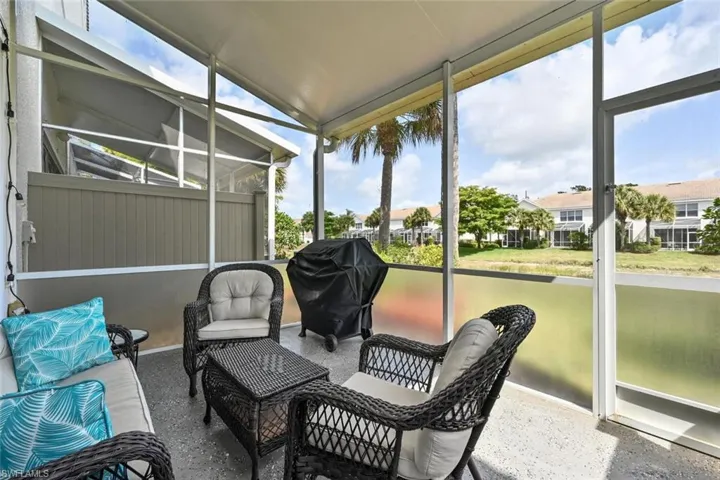 981 Hampton Cir 119, Naples, Florida 34105