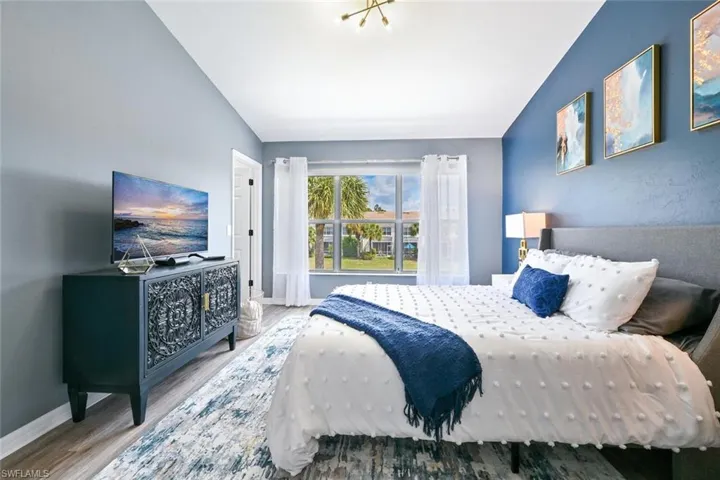 981 Hampton Cir 119, Naples, Florida 34105