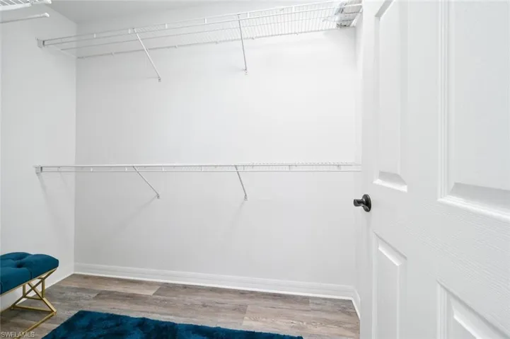 981 Hampton Cir 119, Naples, Florida 34105