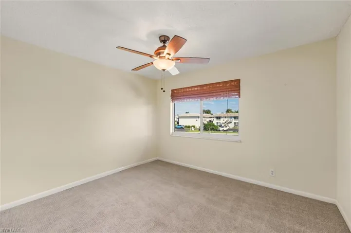 272  Palm  DR, Naples, FL 34112