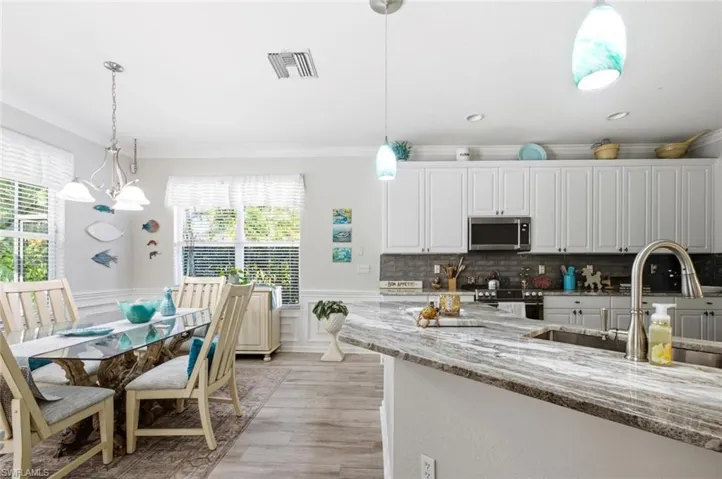 7862 Founders Ln, Naples, Florida 34104