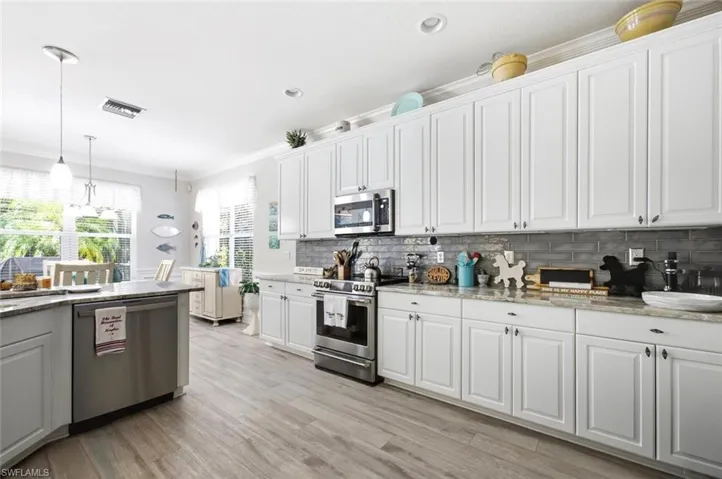 7862 Founders Ln, Naples, Florida 34104