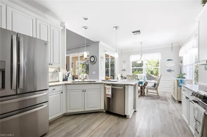 7862 Founders Ln, Naples, Florida 34104