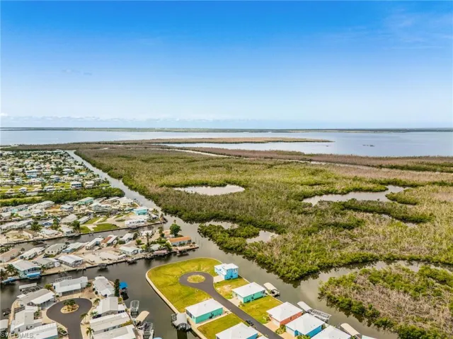3004 Trawler Ln, St. James City, Florida 33956