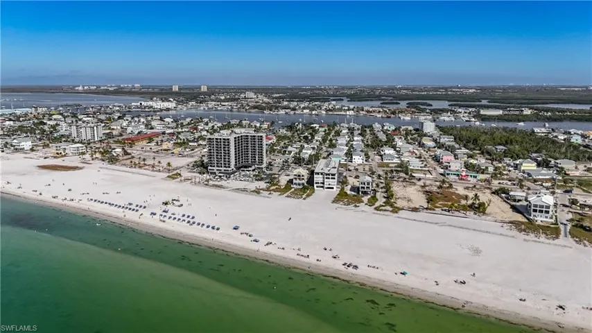 View of wide beach in front.