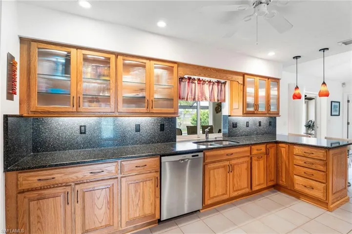 5000 Sw 17th Ave, Cape Coral, Florida 33914