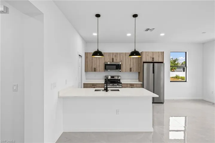 3105  42nd W ST, Lehigh Acres, FL 33971
