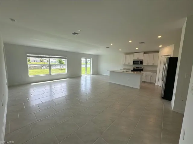 12312 Amber Waves Rd, Lehigh Acres, Florida 33974