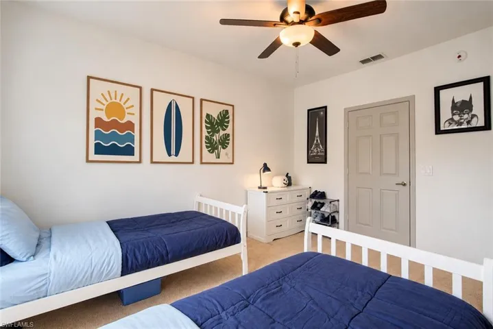 475 Robin Hood Cir 202, Naples, Florida 34104