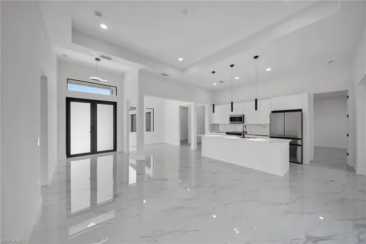 1320 Ne 20th St, Cape Coral, Florida 33909