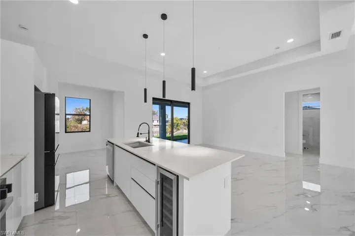 1320 Ne 20th St, Cape Coral, Florida 33909