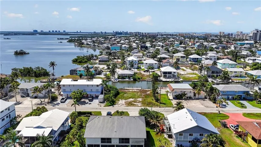 21581 Widgeon Ter, Fort Myers Beach, Florida 33931