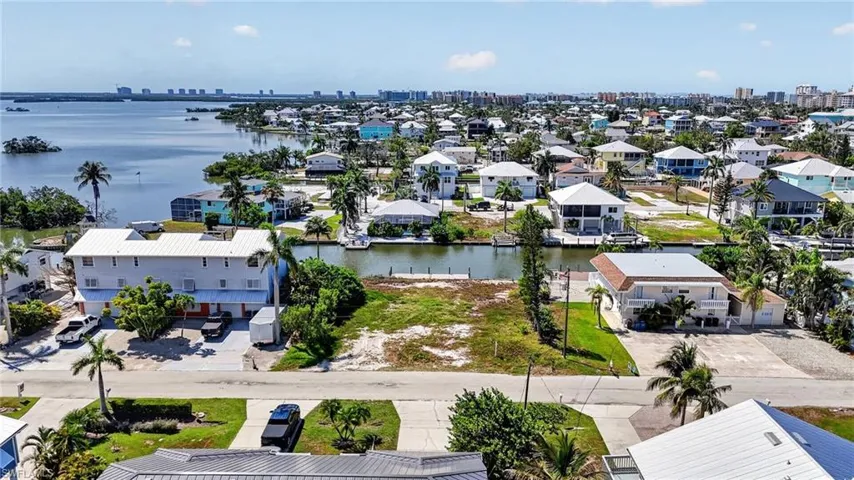 21581 Widgeon Ter, Fort Myers Beach, Florida 33931