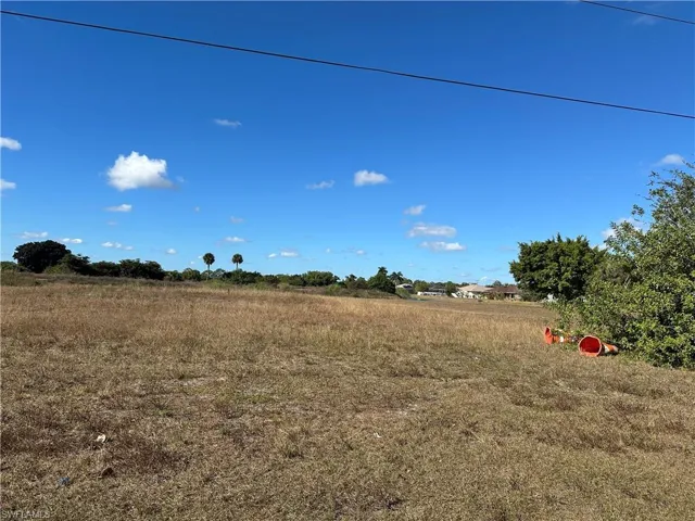 688 Bell Blvd S, Lehigh Acres, Florida 33974
