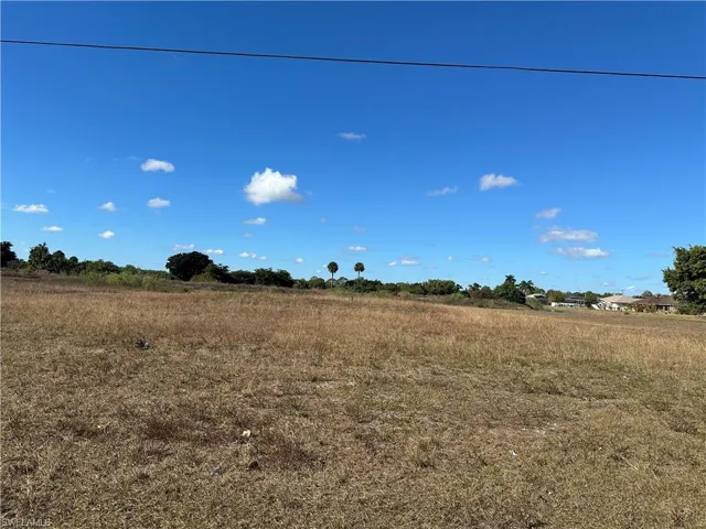 688 Bell Blvd S, Lehigh Acres, Florida 33974