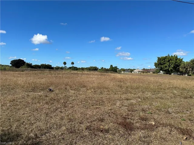 688 Bell Blvd S, Lehigh Acres, Florida 33974