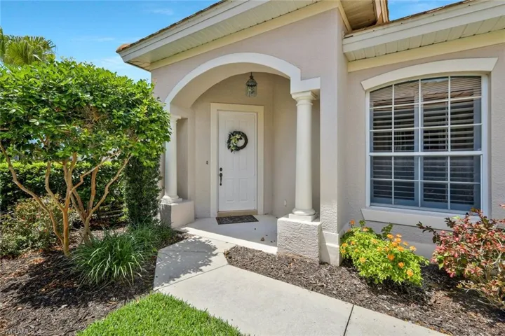 12732 Fox Ridge Dr, Bonita Springs, Florida 34135