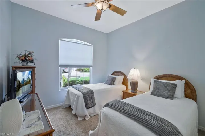 12732 Fox Ridge Dr, Bonita Springs, Florida 34135