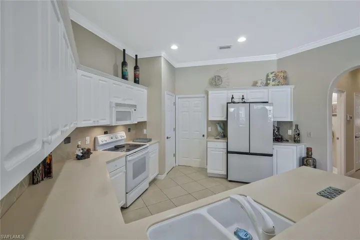12732 Fox Ridge Dr, Bonita Springs, Florida 34135