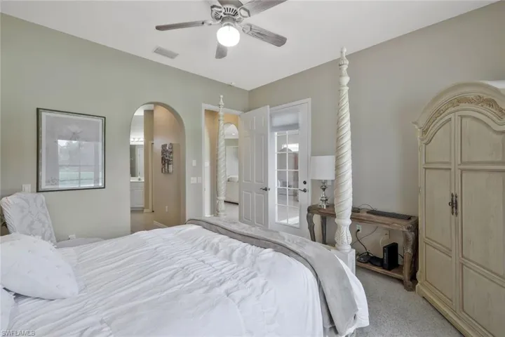 12732 Fox Ridge Dr, Bonita Springs, Florida 34135