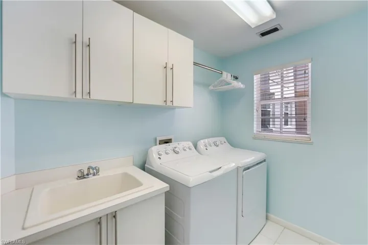 2235 Hawksridge Dr # 603, Naples Fl 34105