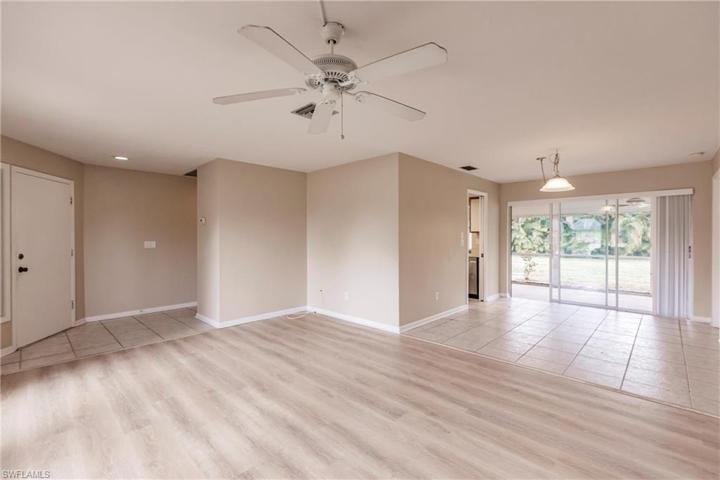 LIVING ROOM/DINING AREA