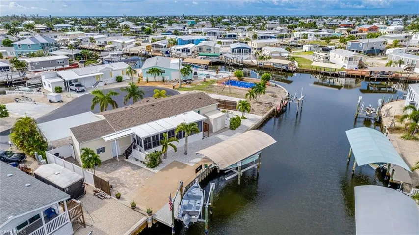 2941 Bowsprit Ln, St. James City, Florida 33956
