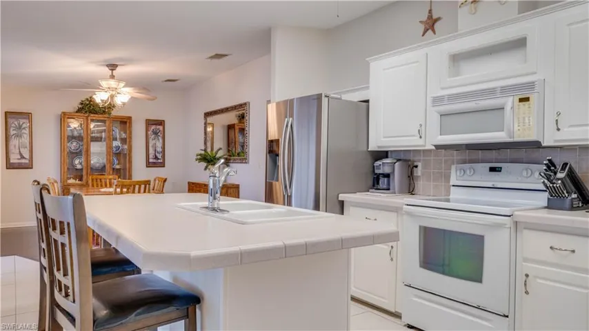2941 Bowsprit Ln, St. James City, Florida 33956