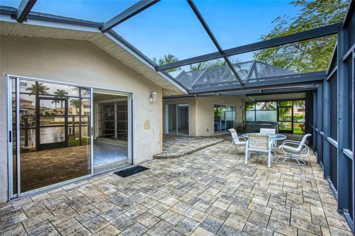 Lanai | Plenty of room for a pool