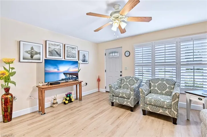 15 Maui Cir 15, Naples, Florida 34112