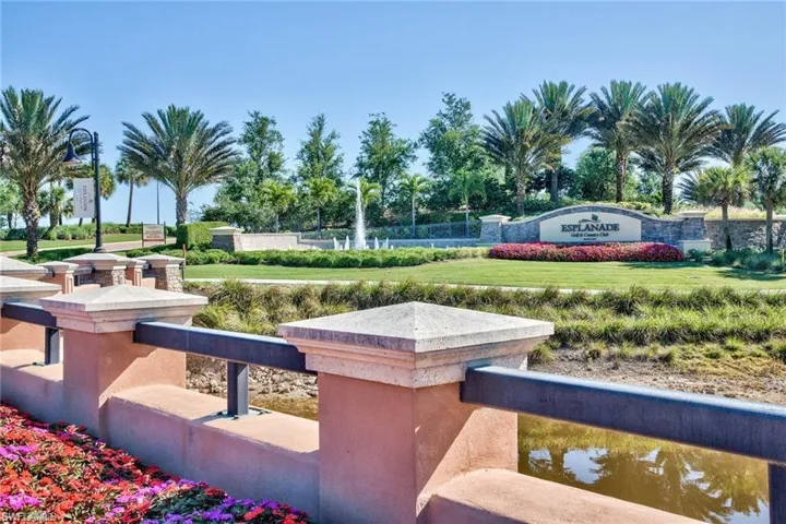 View of home's community featuring a lawn