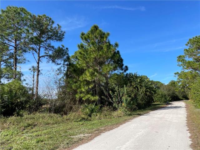 2381  Christopher  LN, Clewiston, FL 33440