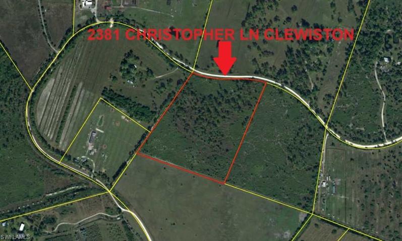 2381  Christopher  LN, Clewiston, FL 33440