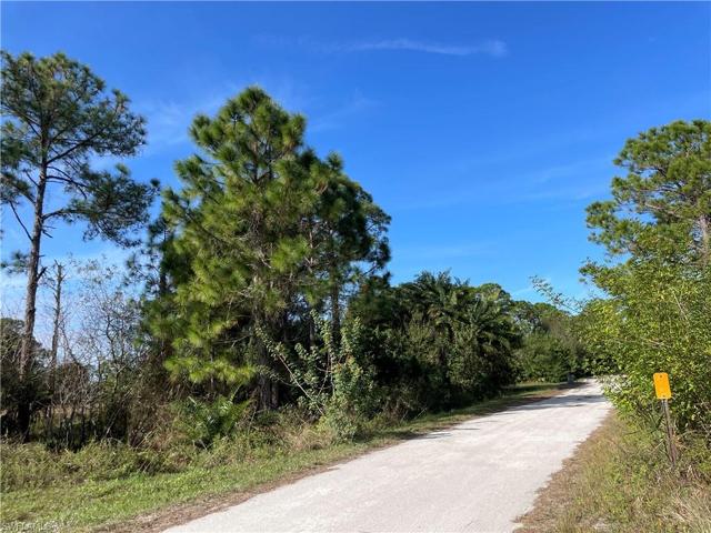 2381  Christopher  LN, Clewiston, FL 33440
