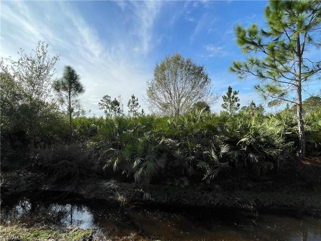2381  Christopher  LN, Clewiston, FL 33440