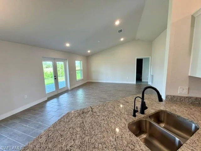 3908 Nw 34th Ave, Cape Coral, Florida 33993