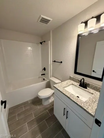 3908 Nw 34th Ave, Cape Coral, Florida 33993